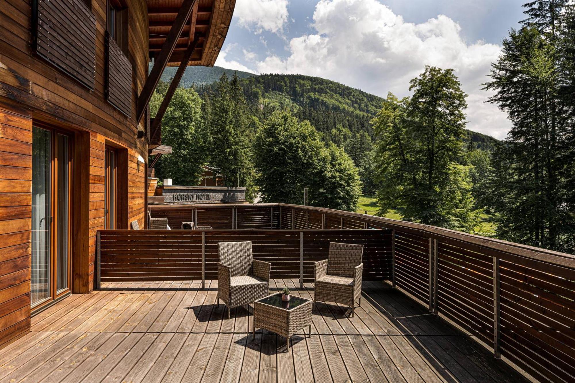 Horský hotel Lorkova vila Čeladná Exteriér fotografie